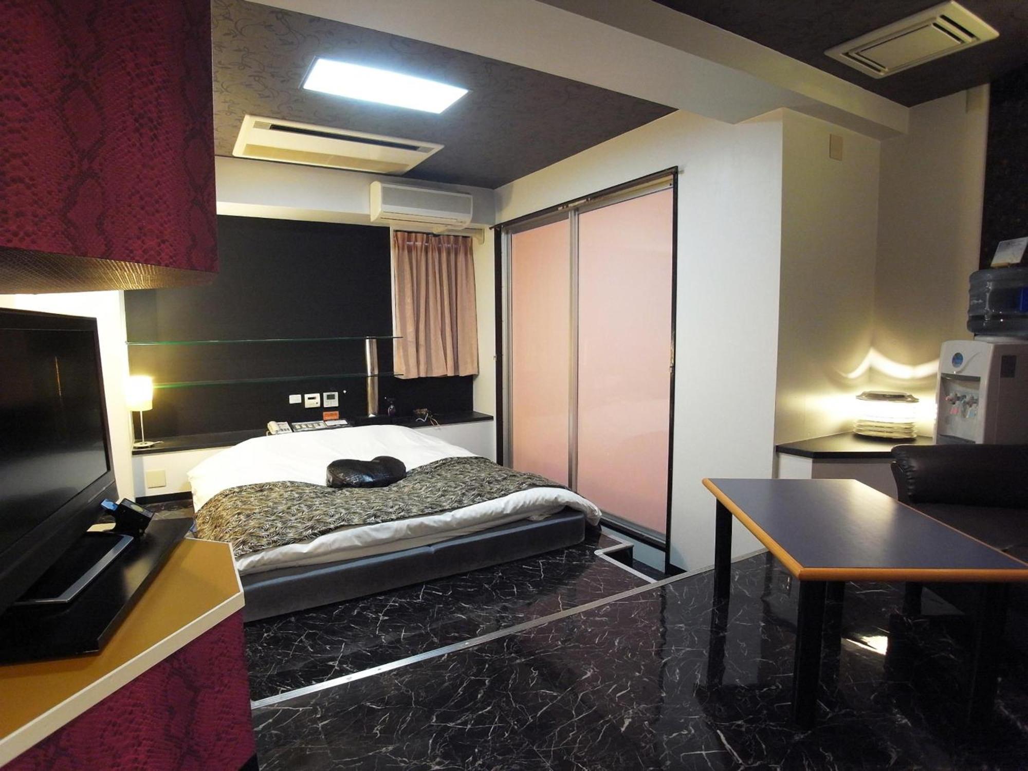 ホテル Tiger & Dragon 男塾ホテルグループ (Adults Only) Gifu Zewnętrze zdjęcie